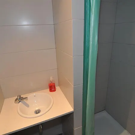 Bedcelona Club & Hotell