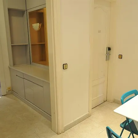 Hotell Bedcelona Club & 2*