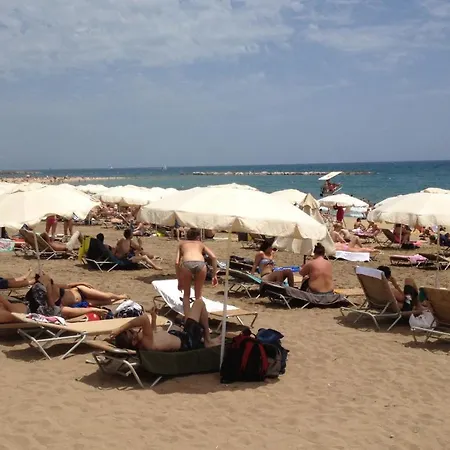 Otel Bedcelona Club &